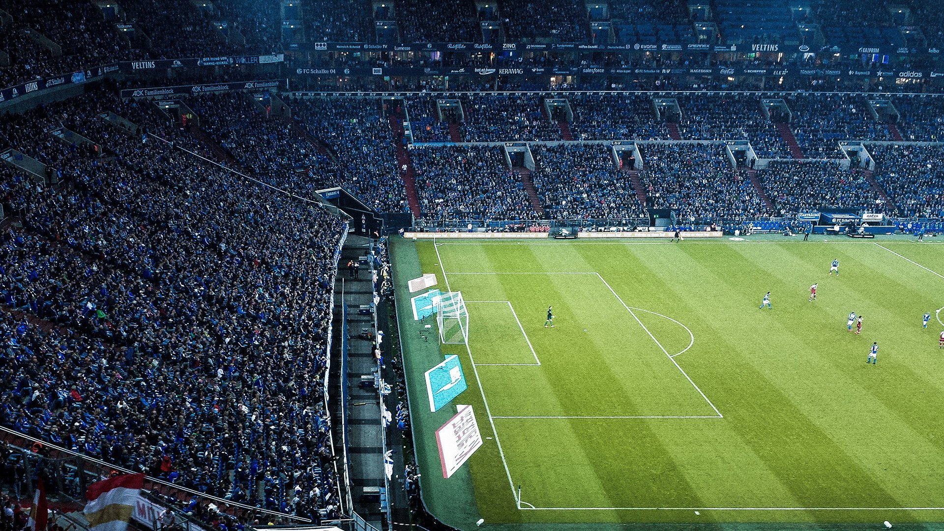 中国电竞联赛2026年引入工资帽与选手交易窗口制度